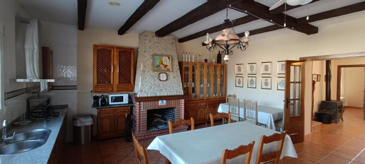 Cortijo La Torre De Caniles La Vega  Екстериор снимка